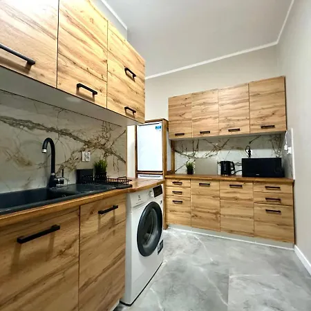 Mmrent Sunset 民宿